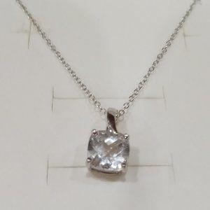 2 carat NWT*SALE* White Topaz Necklace